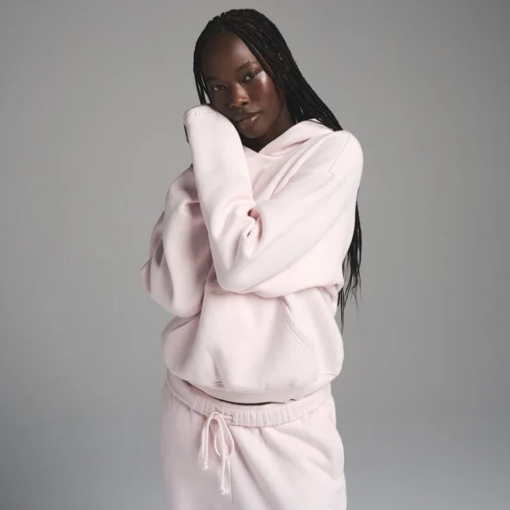 SKIMS *NWT COTTON FLEECE CLASSIC PULLOVER HOODIE | COLOR: BARELY PINK